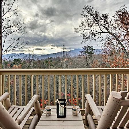 Gatlinburg Cabin With Pool Table And Hot Tub! Екстер'єр фото