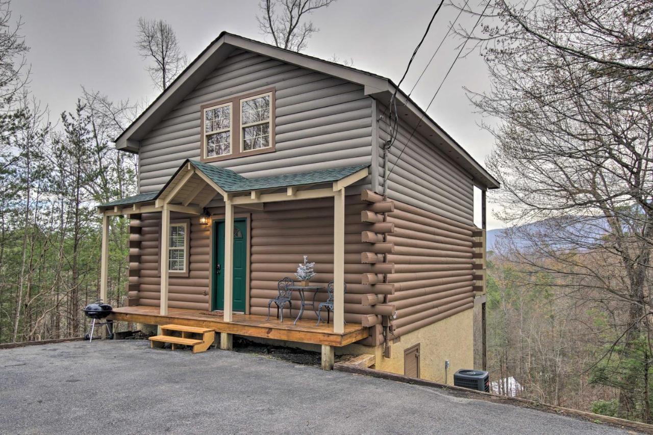 Gatlinburg Cabin With Pool Table And Hot Tub! Екстер'єр фото
