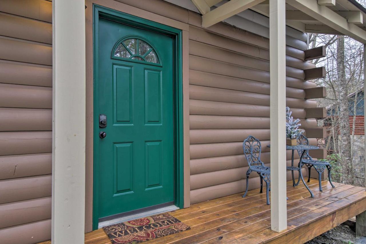 Gatlinburg Cabin With Pool Table And Hot Tub! Екстер'єр фото