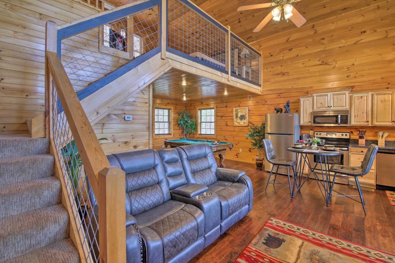 Gatlinburg Cabin With Pool Table And Hot Tub! Екстер'єр фото